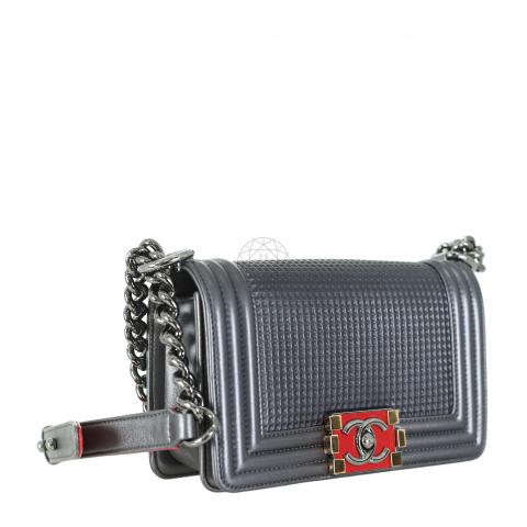 Chanel outlet boy cube